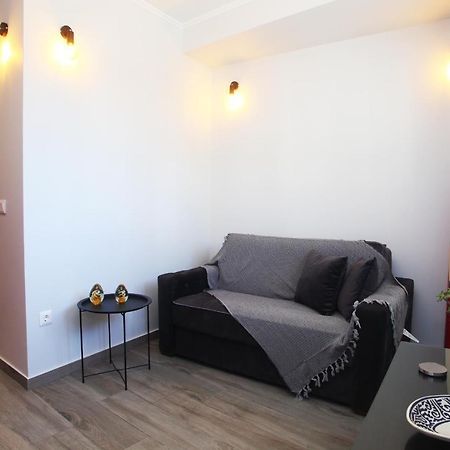 Intown Suite Лефкада Екстериор снимка